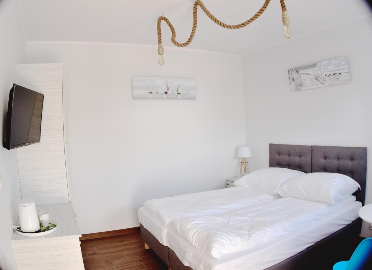 Bed and Breakfast Zakotwiczeni Рева Экстерьер фото